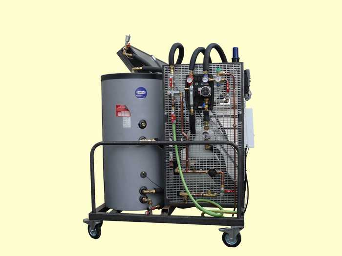 Syst&egrave;me de production d'eau chaude solaire thermique mobile, instrument&eacute; et didactis&eacute; 2 capteurs - 200 litres